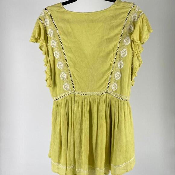Chic Bohemian Style Free People Blouse - Soft Yellow with Embroidery - Picture 4 of 4